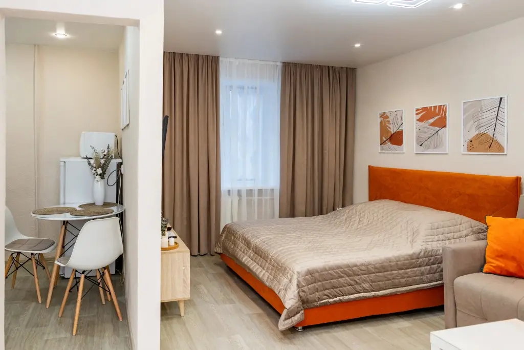 Квартира Центр города, 200 метров от пешеходного "Арбата" Урицкого — фото 1