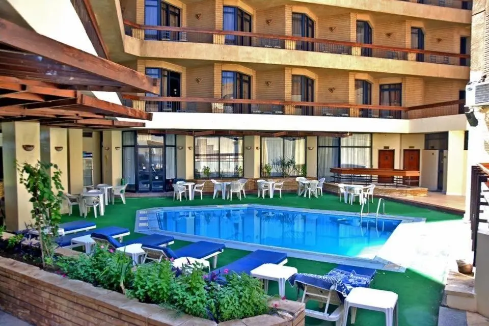 Луксор: Отель Gaddis Hotel, Suites and Apartments