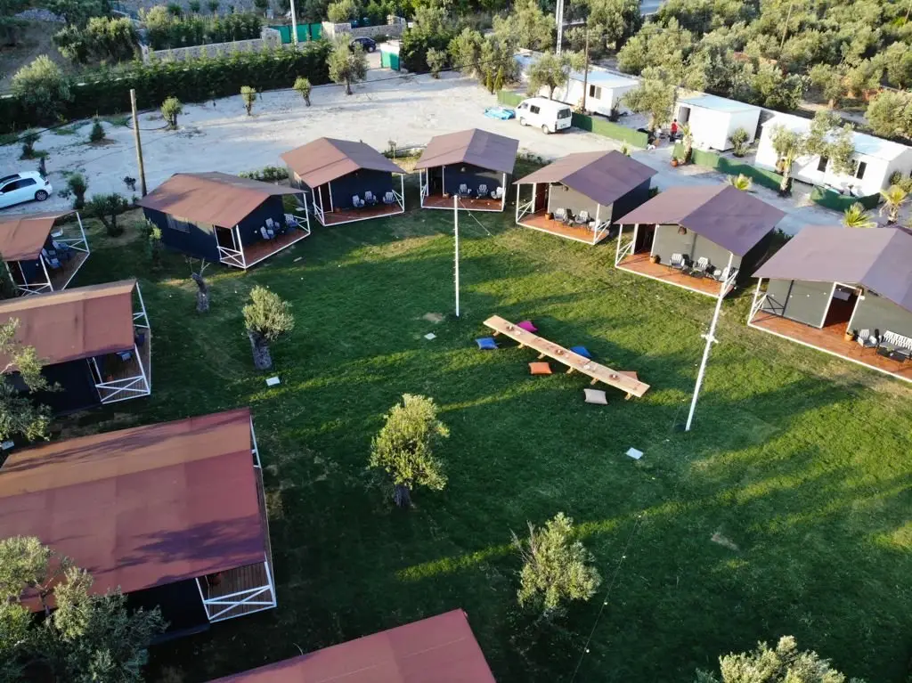 Стамбул: by Ergül Glamping