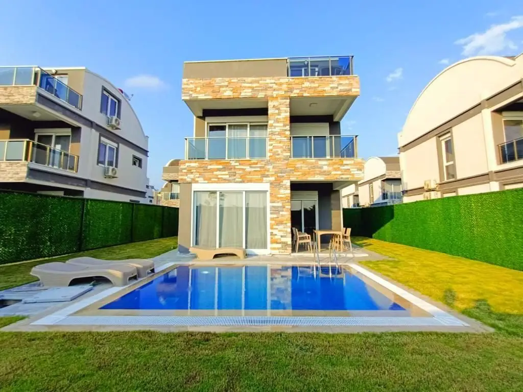 Ченгер: Prestige Villas