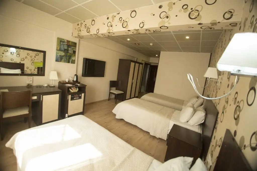 Чайджума: Otel Perla Çaycuma