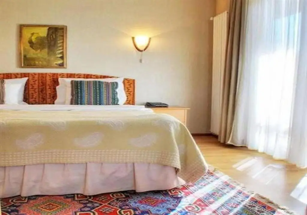 Тбилиси: Urban Lodge Hotels