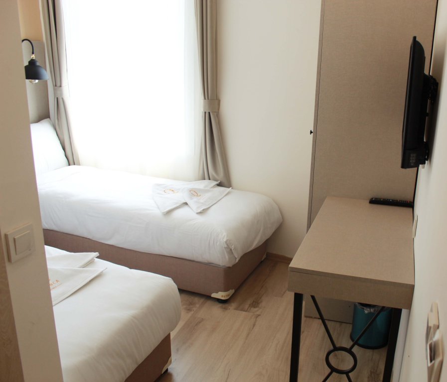 Стамбул: The Lola Guest House