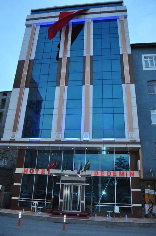 Ыгдыр: Hotel Dedemin