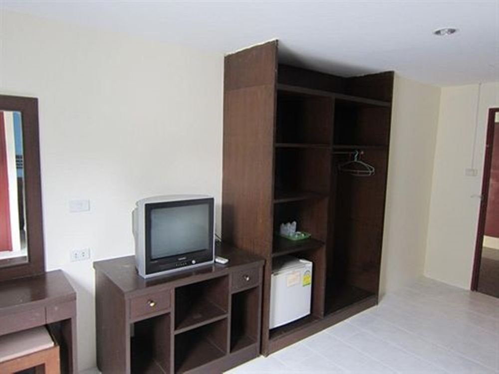 Паттайя: 18 Coins Inn