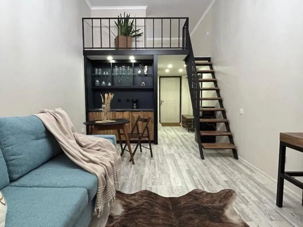 Алматы: Апартаменты Двухуровневая студия Loft в центре города