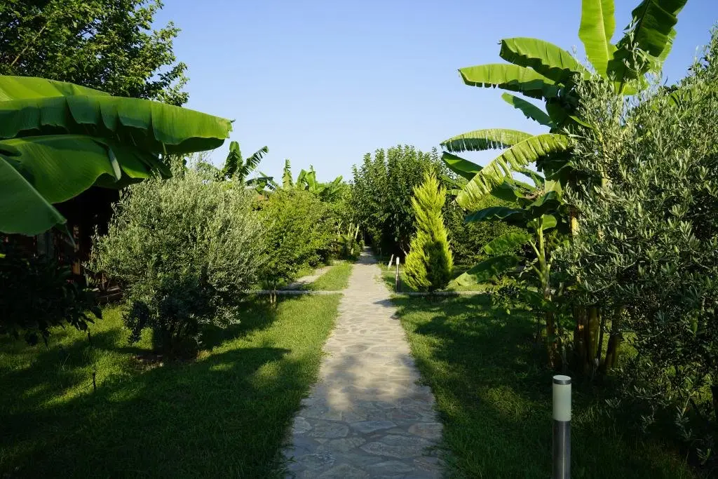 Чиралы: Serenity Bungalow