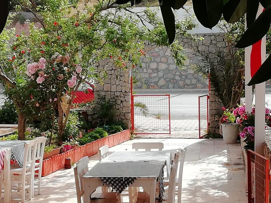 Чешме: Mandalin Rooms Otel Çeşme