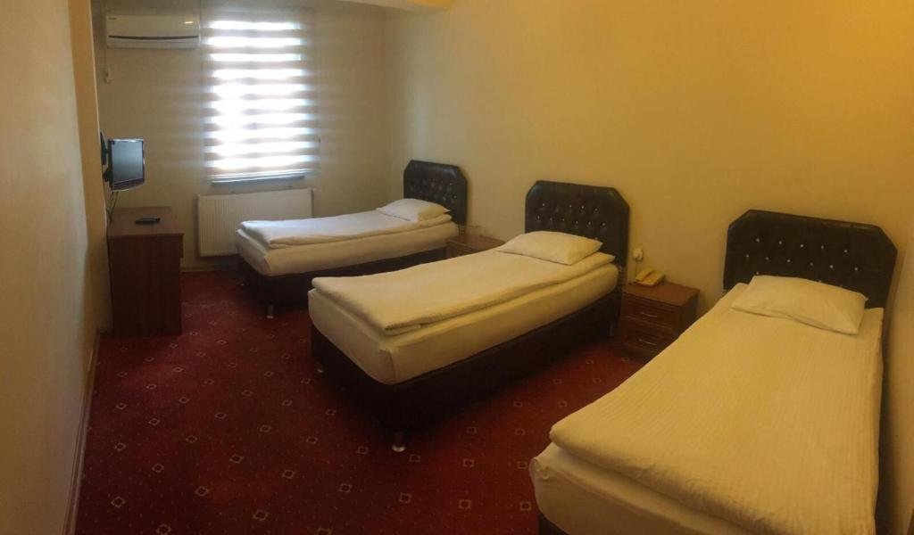 Эрзинджан: Hotel Berli̇n