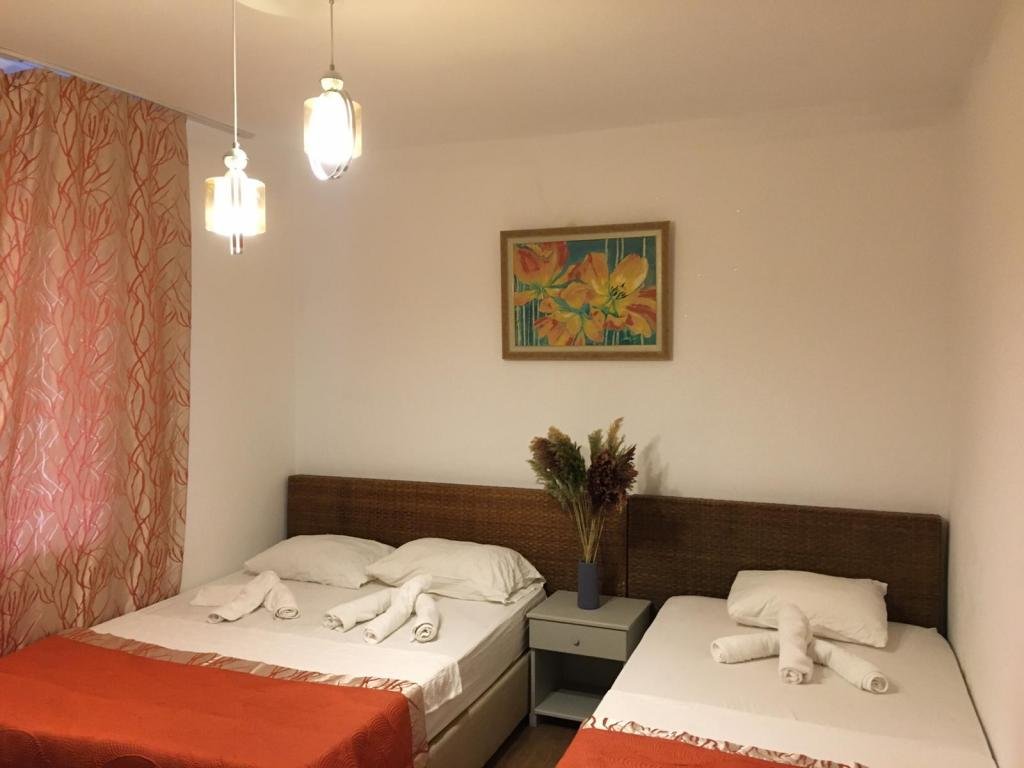 Кемер: Mert Hotel