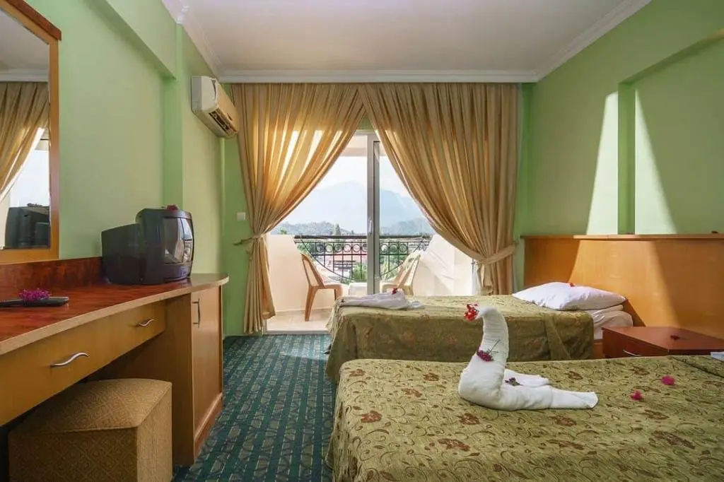 Кемер: Larissa Inn Hotel