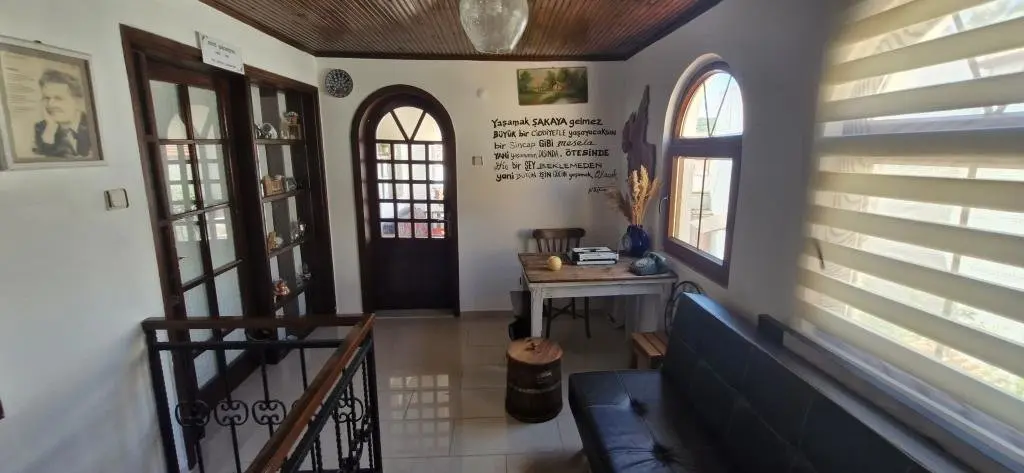 Сыгаджик: Şiirli Pansiyon Kafe Bar Sığacık