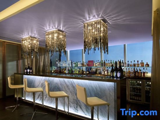 Абу-Даби: Conrad Abu Dhabi Etihad Towers Residence