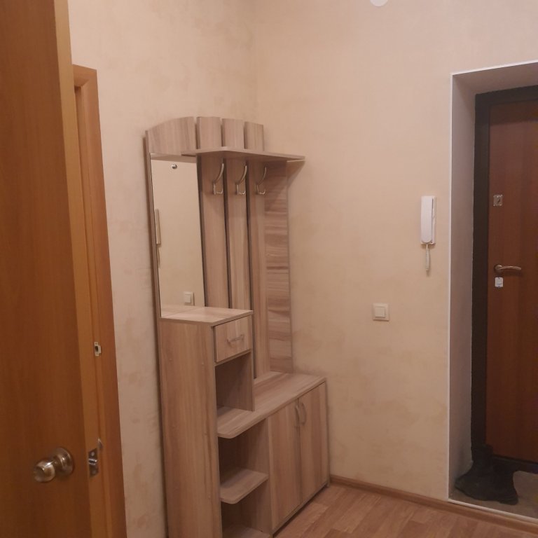 Тюмень: Квартира Циолковского 7к2