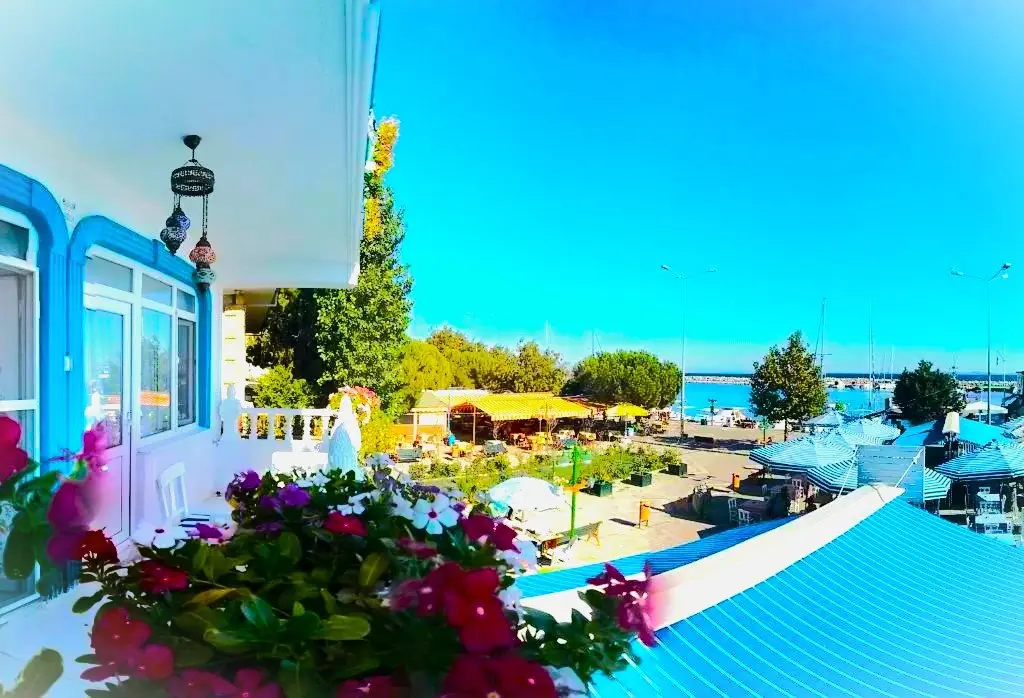 Кучуккую: Deniz Kızı Otel Küçükkuyu