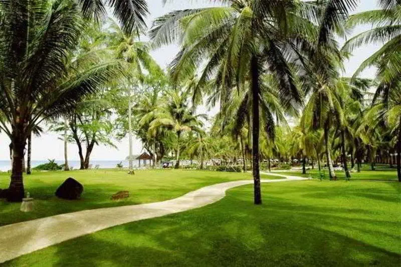 Муанг: Katathani Phuket Beach Resort