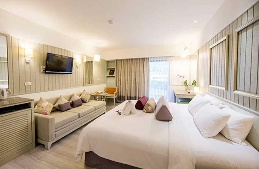 Муанг: Katathani Phuket Beach Resort
