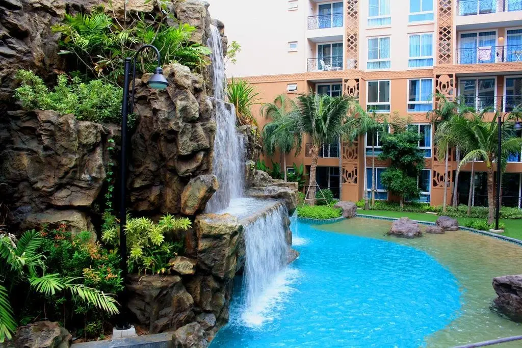 Паттайя: Atlantis Condo Pattaya by Golden Pattaya