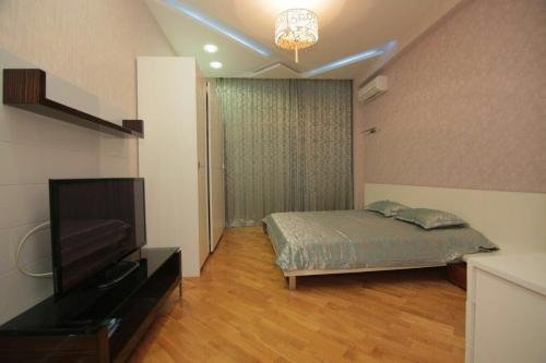 Баку: UZEIR GADGIBEKOVA 25 Street BULVAR