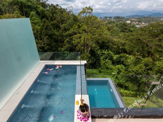 Тхаланг: Sea Horse Villa BangTao Beach