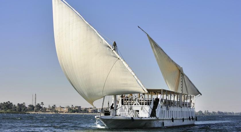 Луксор: Giraffa Dahabiya Luxor / Aswan 05 & 07 Nights Each Saturday