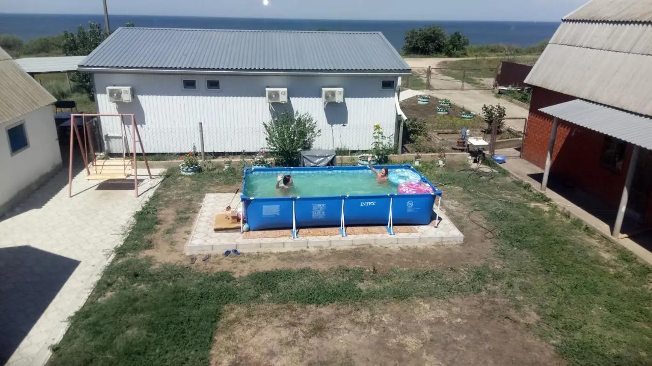 Голубицкая: Mini-Hotel Tsvetochnaya 54