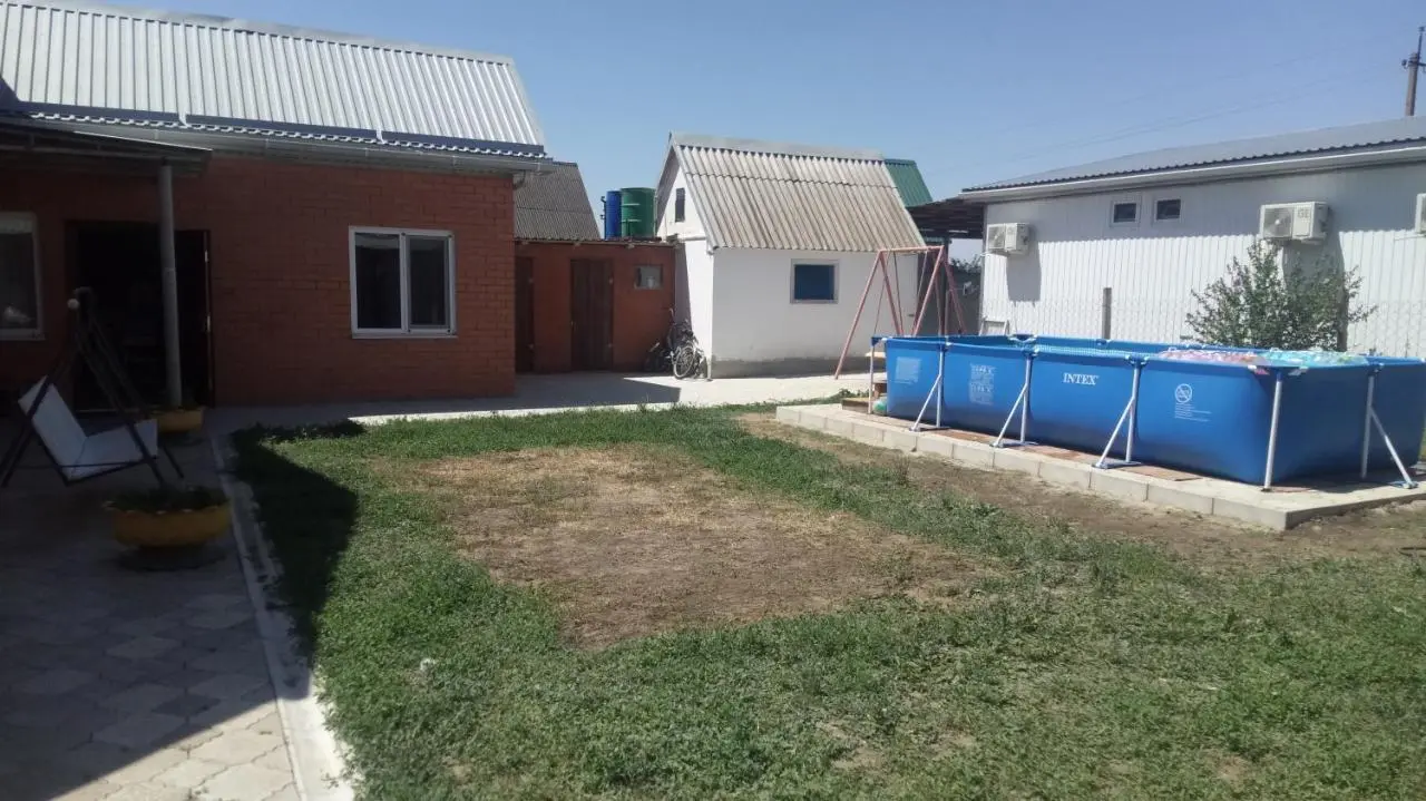 Голубицкая: Mini-Hotel Tsvetochnaya 54