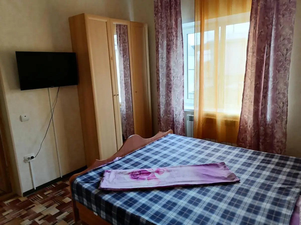 Голубицкая: Mini-Hotel Tsvetochnaya 54