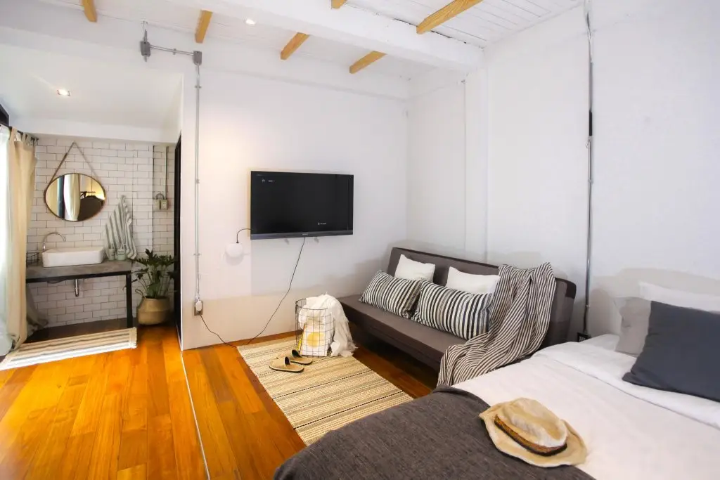 Designer Loft Guest House-5 bedroom with garden — фото 1