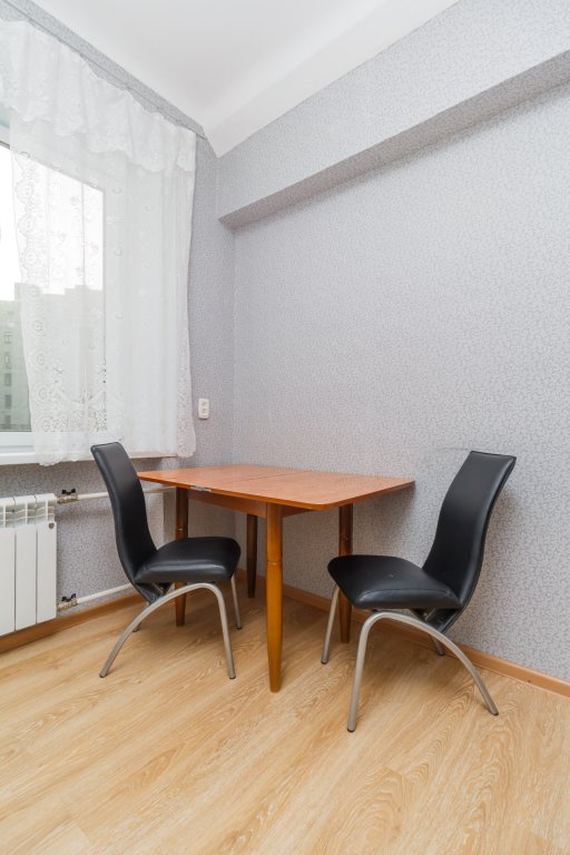 Челябинск: Uluchshennyie RentHouse Na Ul. Tsvillinga Apartments