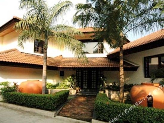 Тхаланг: Surin Springs Estate Villa 08 Phuket