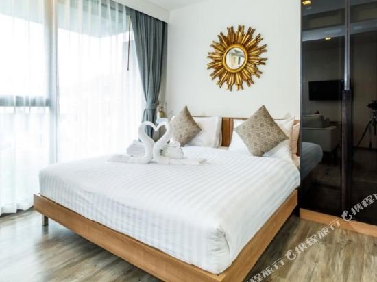 Кату: The Deck A187 By Lofty Phuket