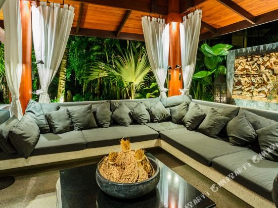 Тхаланг: Villa in The Garden  5 Bedrooms Villa