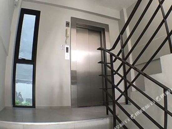 Бангкок: 28 Place Apartment