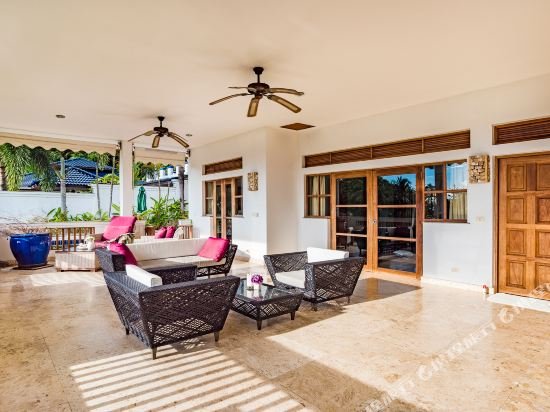 Муанг: Kata Beach Hillview Lutos Villa 7 Three Bedrooms with Pool Mountain View Villa