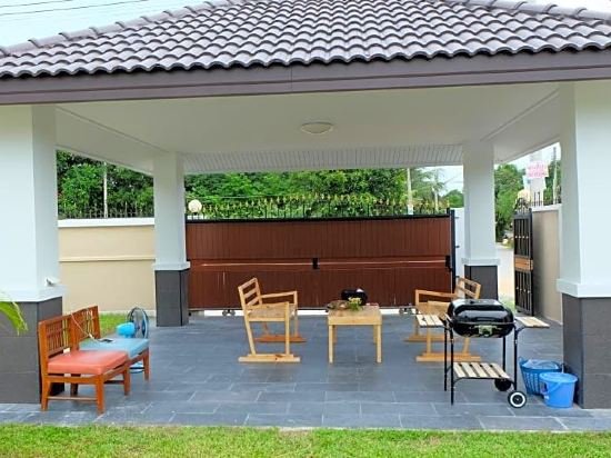 Бангламунг: The Pool House Pattaya No.1