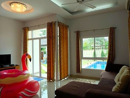 Бангламунг: The Pool House Pattaya No.1