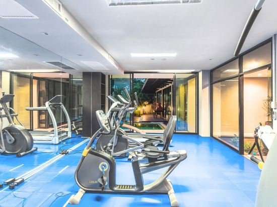 Тхаланг: Condo in Bangtao in Kris Condo 402