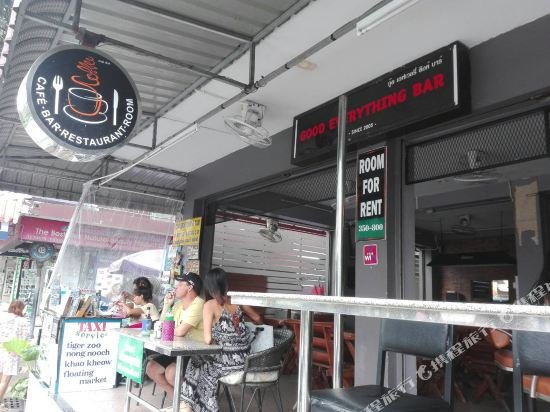Паттайя: Cafe House Soi 10