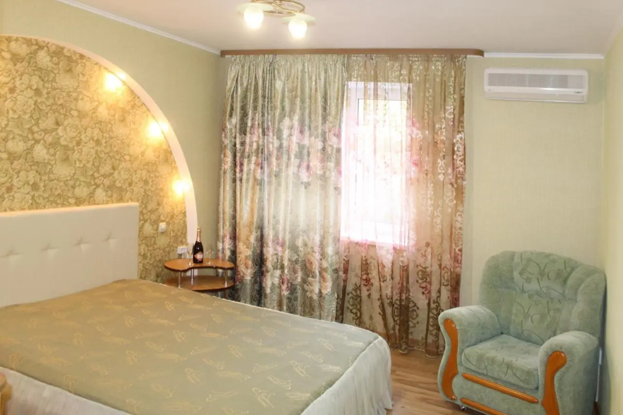 Абрау-Дюрсо: Hotel Edem