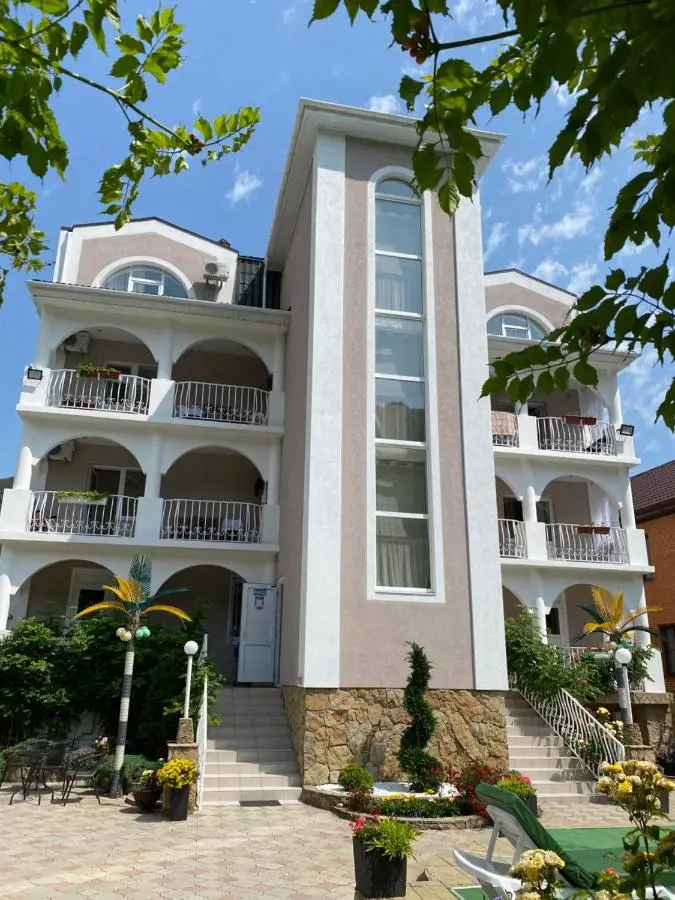 Абрау-Дюрсо: Hotel Edem