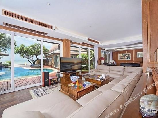 Beach Front 6 Bed Luxurious Villa Beach Residence Standard Villa — фото 1