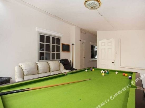 Паттайя: Jomtien 5 Bedroom Villa Sleeps 10 Close To Beach Standard Villa