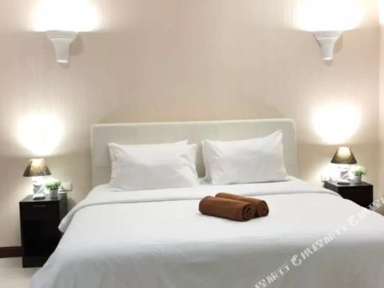 Паттайя: The Pool House Pattaya No.8( Pratumnuk)