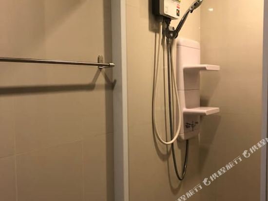 Паттайя: Calvin Apartment