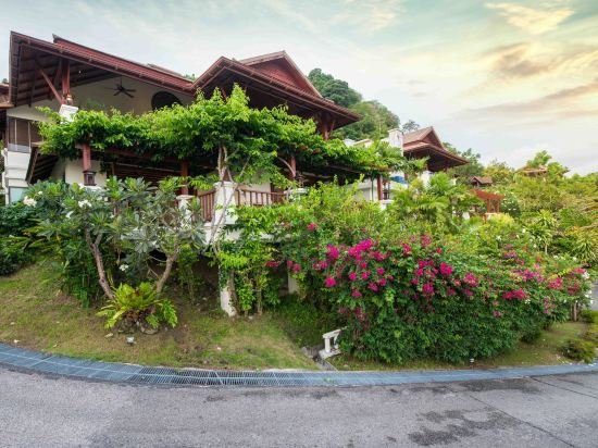 Кату: 4 Bedroom Sea View Patong W8
