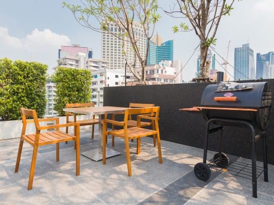 Бангкок: Superior Apartment Suite New Bangkok Central 5 Minute Walk To Asok Station