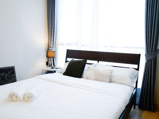 Бангкок: Suvarnabhumi Two Bedroom Luxury Apartment