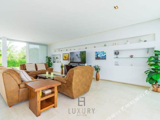 Чаам: Luxury Modern 4 Bedroom Pool Villa PH111