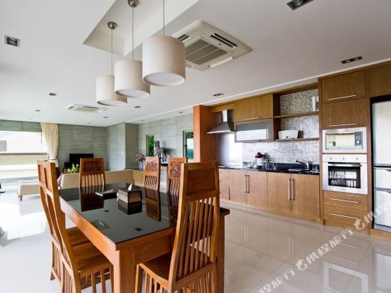 Кату: Tropiclook Accommodation 19 Branch